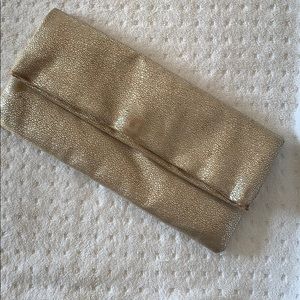 Gold clutch